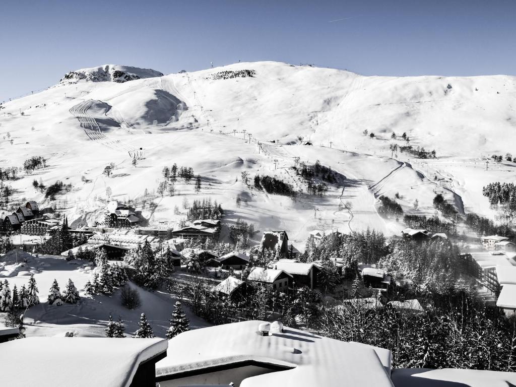 Hotel Turan Les Deux Alpes Esterno foto