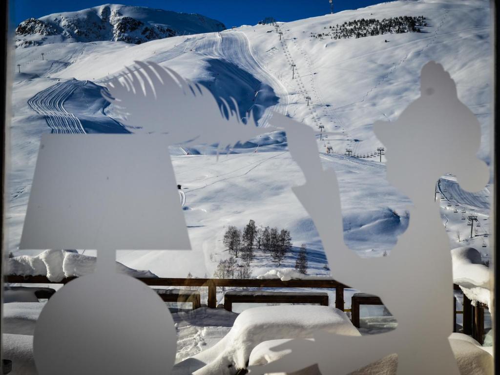 Hotel Turan Les Deux Alpes Esterno foto