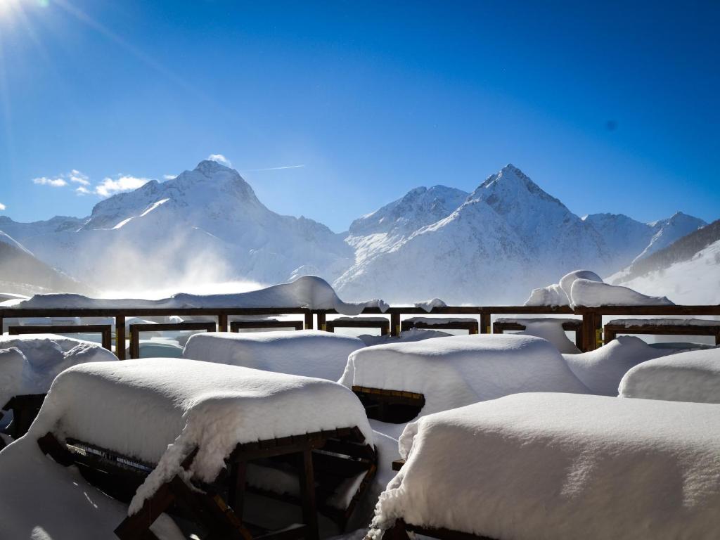 Hotel Turan Les Deux Alpes Esterno foto