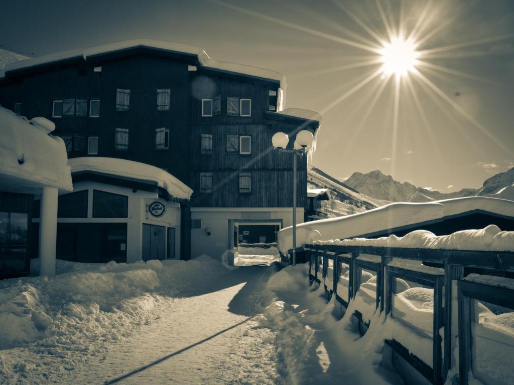 Hotel Turan Les Deux Alpes Esterno foto